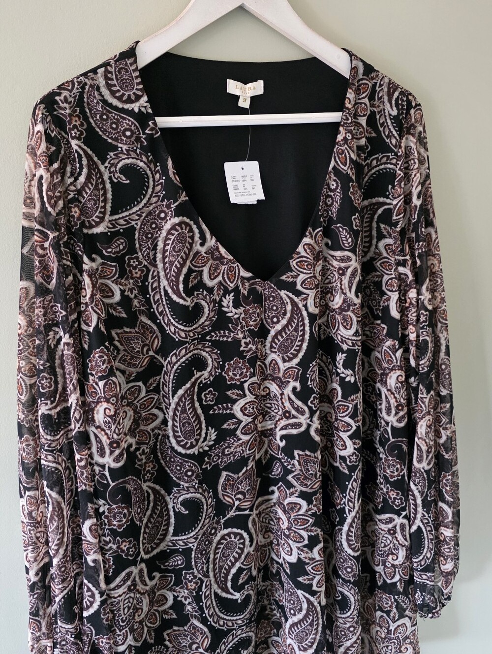 Women's Black Paisley V-Neck Tunic Top NWT - Picture 5 of 15